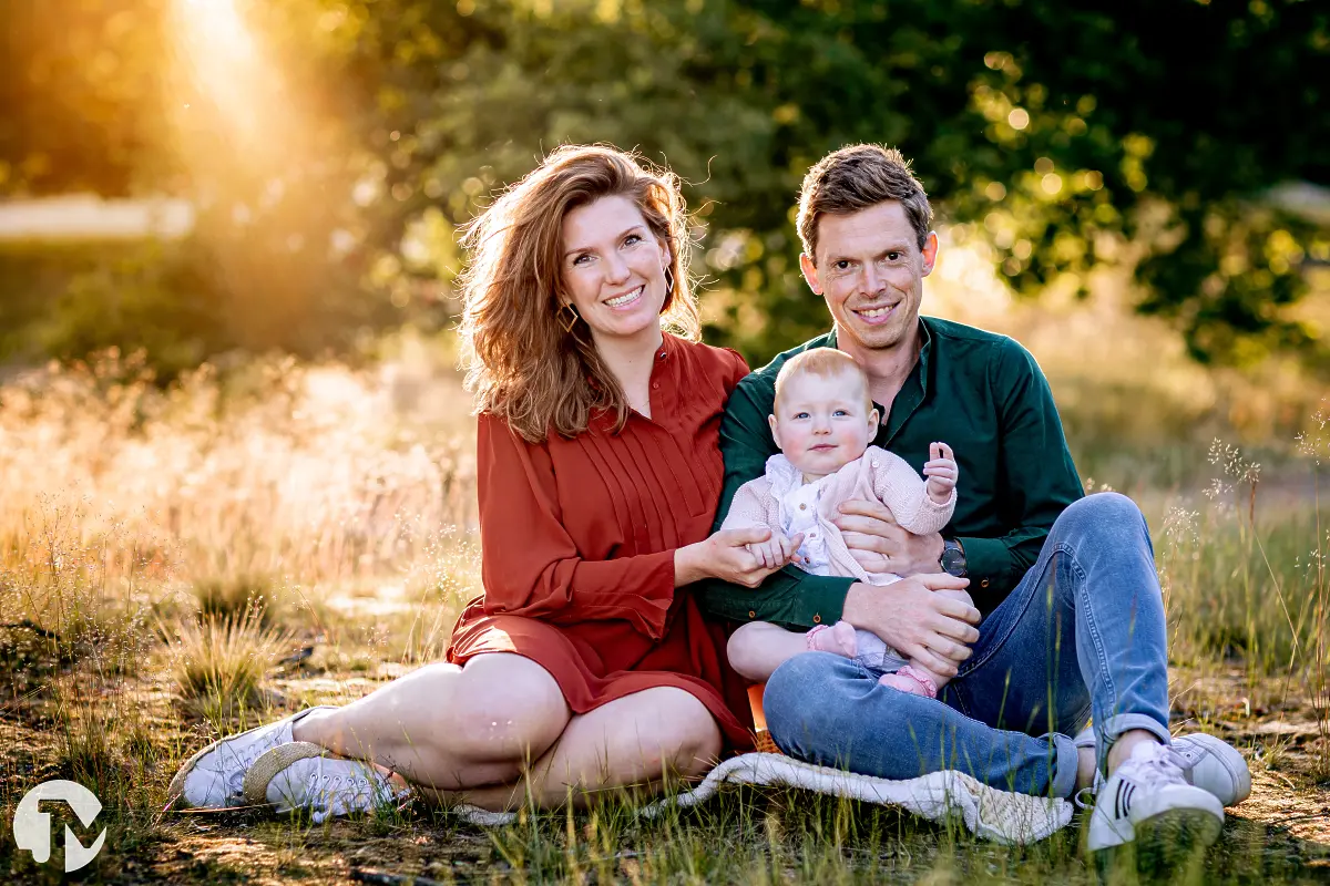 Fotograaf Kaatsheuvel in de avondzon.