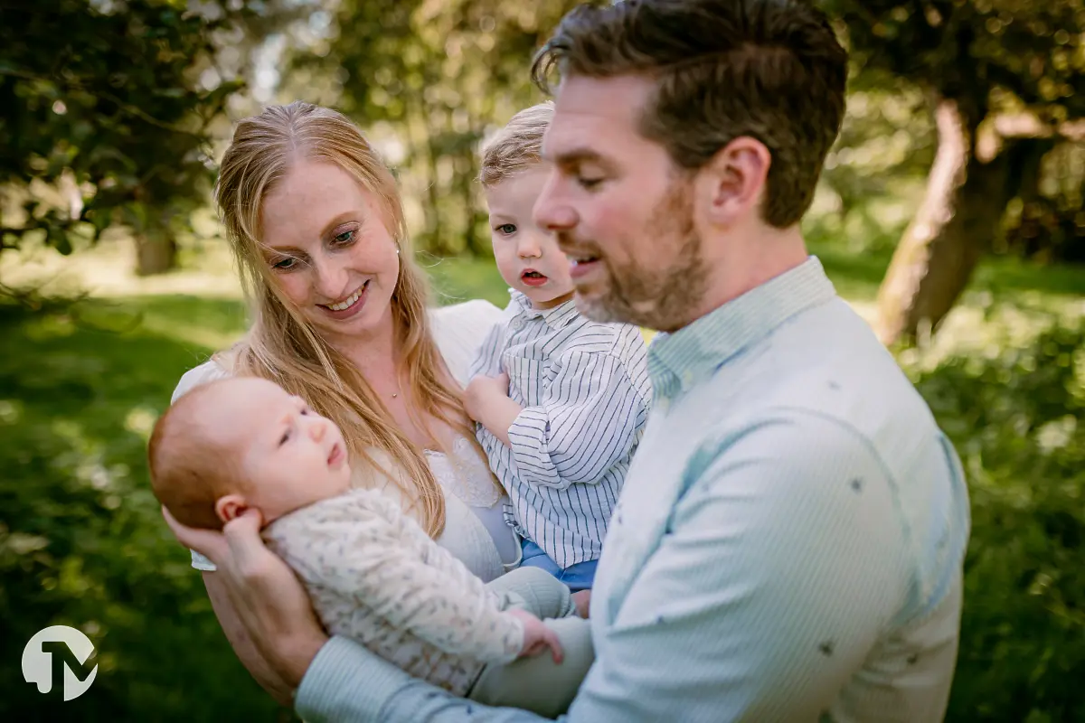 Babyshoot buiten op locatie in Brabant.